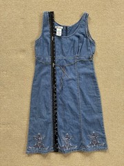 Women’s 100% Cotton Denim Belted Mini Dress Floral Embroidery Size S Western