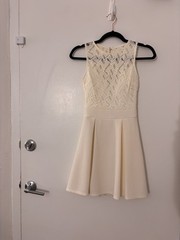 Cream Thigh Length Sleveless Dress With Lace And Zipper Back