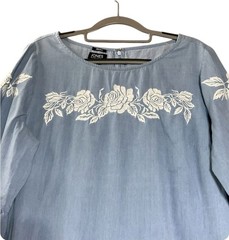 Jones New York blue denim embroidered floral bell sleeve shift dress Size 6