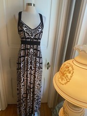 WHITE HOUSE BLACK MARKET LONG DRESS-SIZEM-BLACK TRIM WITH MULTICOLOR ACCENTS!!