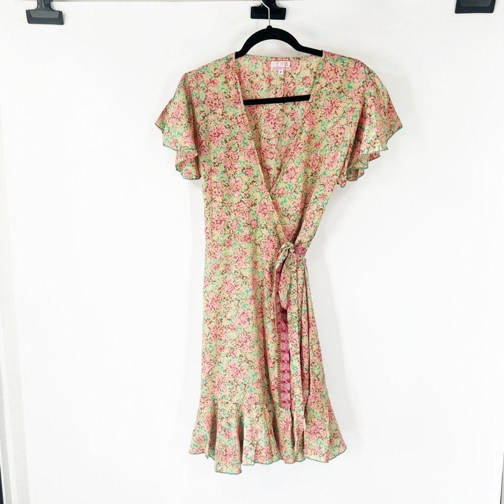 Cienna Size Medium Milli Short Wrap Dress Silk Blend Floral Print