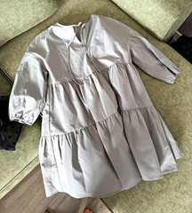 Women&rsquo;s Gray Solid Collared Button Front Tiered Ruffle Mini Dress Size M