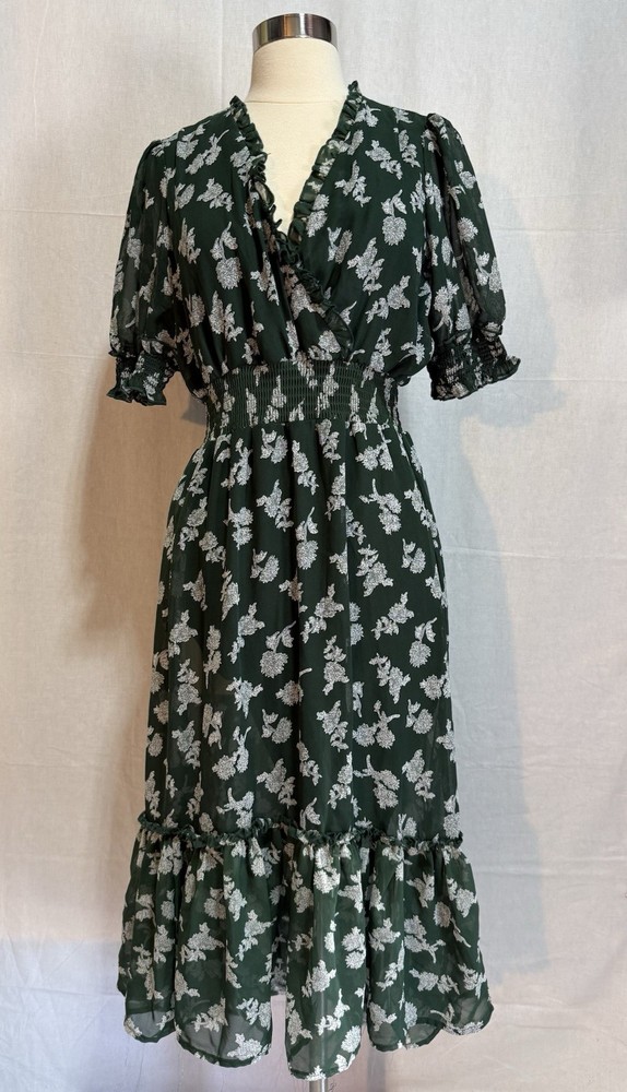 Ryan Michelle Green White Floral Midi Dress M V-Neck Short Puff Sleeve Ruffle