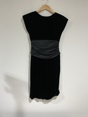Womans Jennifer Moore Petites Black Velvet Size 2 Knee Length Low Back Dress