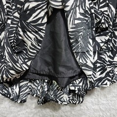 H&M Dress Womens 4 Black Fit Flare Sleeveless Lined Back Zipper Foliage Floral