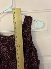 CDC Petites 8 Purple Metallic Floral Lace Sheath Dress Sleeveless Scoop Zip