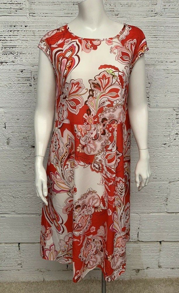 NWT Tendency Red and White Paisley Short Sleeve Dress Size M