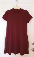 Burgundy Simply Vera dress sz L Jacquard Mock Neck Minimalist Work Chinese-style