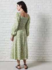 Beautiful Summer Floral Square Neck Midi Dress with slit , Kiwi Milk Size UK 12