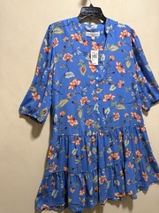 Emma & Michele Floral Tiered Knee length Dress Button Detail Women’s Sz M / Blue