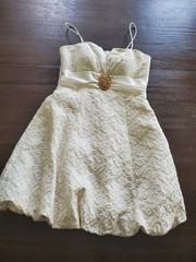 VNTG Betsey&Adam Shimmer Cream Brocade Rhinestone Formal Bridal Party Dress USA