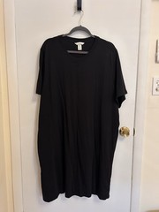 H&M Women’s Maternity And Breast Feeding Friendly Tshirt Dress Size XXL