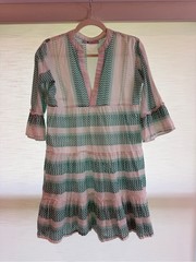 Bindi Green & White Tiered V-Neck Mini Dress size small