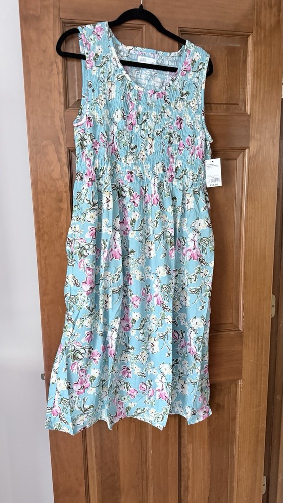 Croft & Barrow Women&rsquo;s L Sleeveless Smocked Floral Shift Dress Knee Length