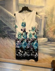 Women »s White W/Blue Floral Stretch Sleeveless Sheath Dress By Dressbarn Size 10