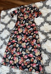 Beautiful Floral Maxi Dress! Size XL Please check measurements