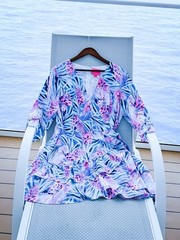 Lilly Pulitzer Laeda Stretch Dress Womens Small Blue Pink Tropical Tiered Wrap
