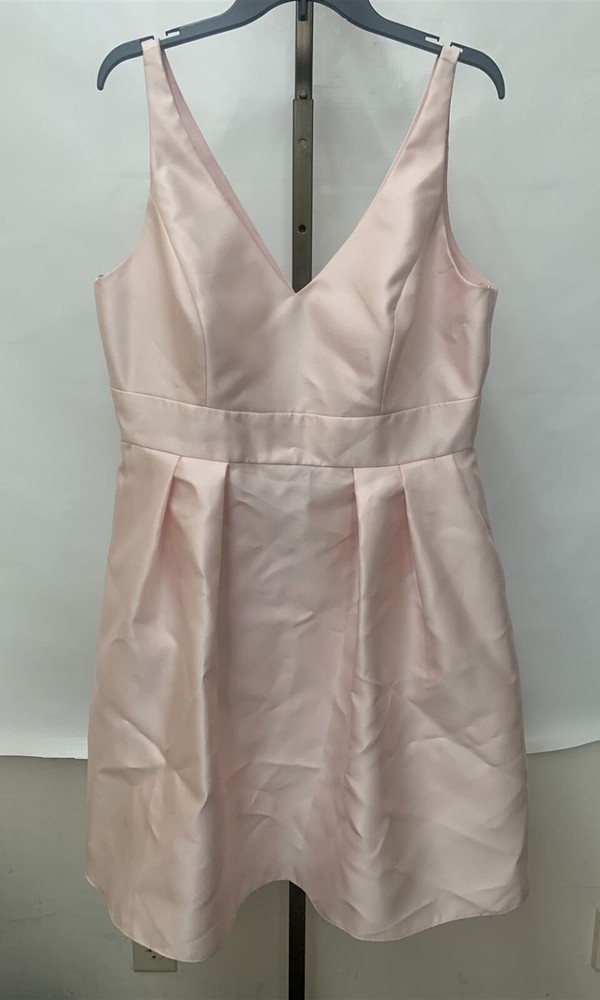 Alfred Sung Sleeveless Knee Length V-Neck Cocktail Dress in Blush Size 16 (D768)