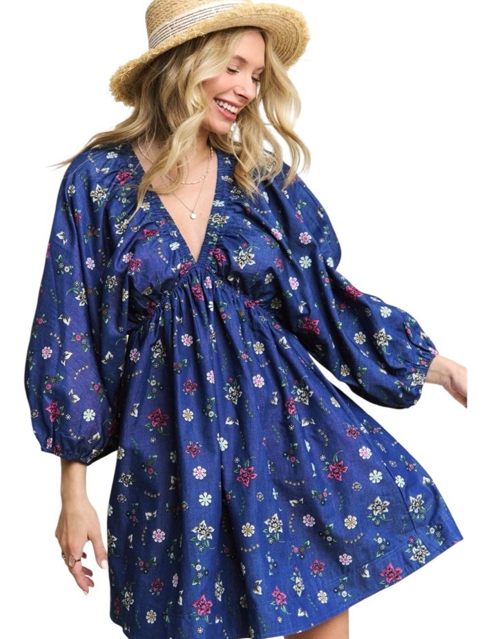 New Without Tags Madelyn Chambray Denim Floral Batwing Sleeve Dress Boho Medium