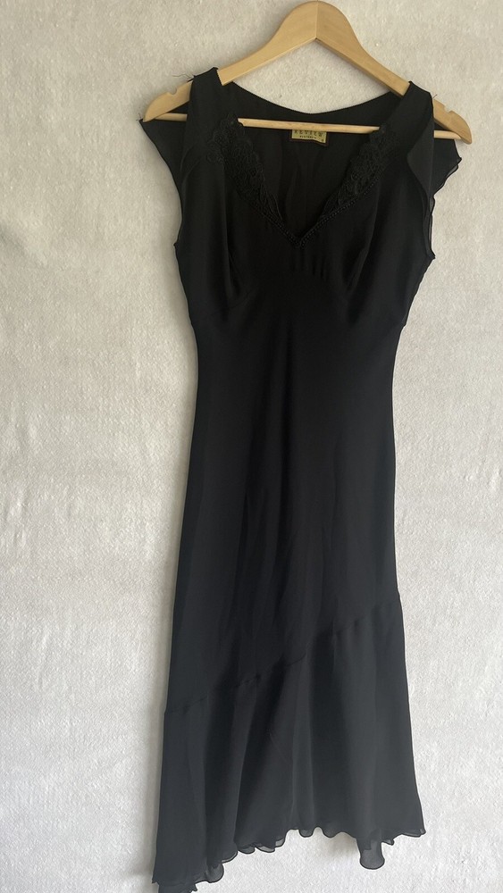 Vintage REVIEW Black Lace Trim V Neck Dress Size 10 Flutter Sleeve Long Overlay
