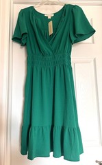 Monteau Los Angeles green ruffle hem junior&rsquo;s dress size Small