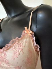 Betsey Johnson Y2K Vintage Pink Lace Ruffle Dress With Bows US6