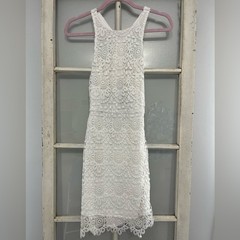 Hollister S white lace dress ! summer beach casual wedding