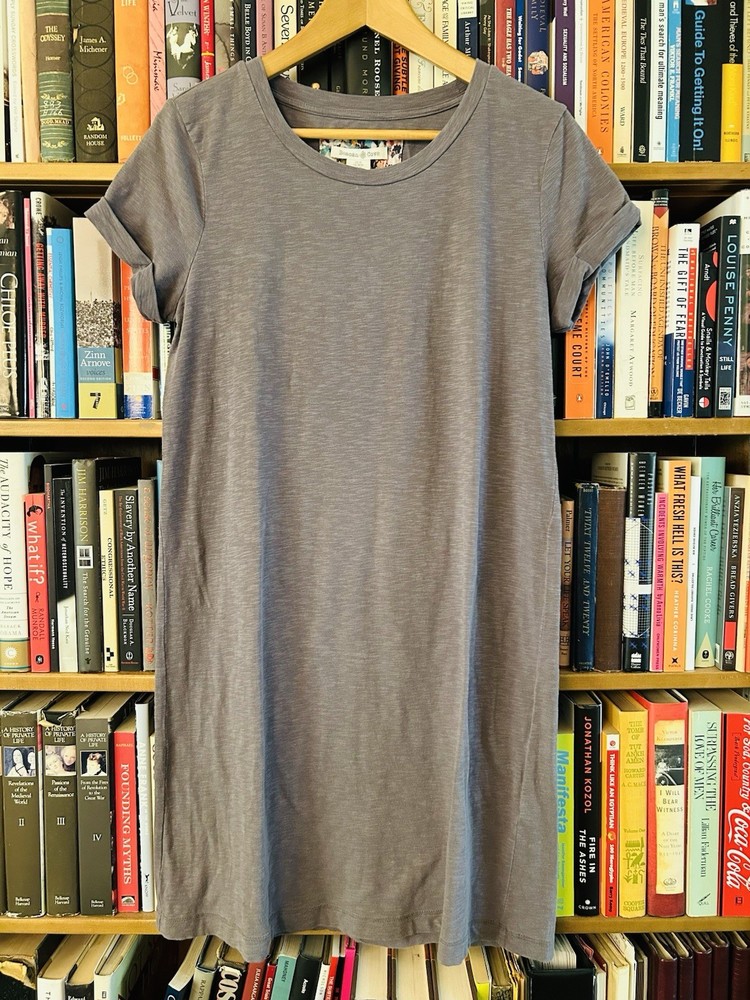Beacan Cove Soft Gray Brown Lightweight Cotton Short Sleeve Tshirt Dress, size M