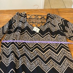 Heartsoulplus chevron geometric pattern dress lattice back and 3/4 sleeves.