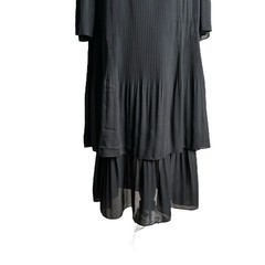 Adrienne Vittadini Black Tiered Midi Dress Pleated Bell Sleeves Size 10 Ribbeb
