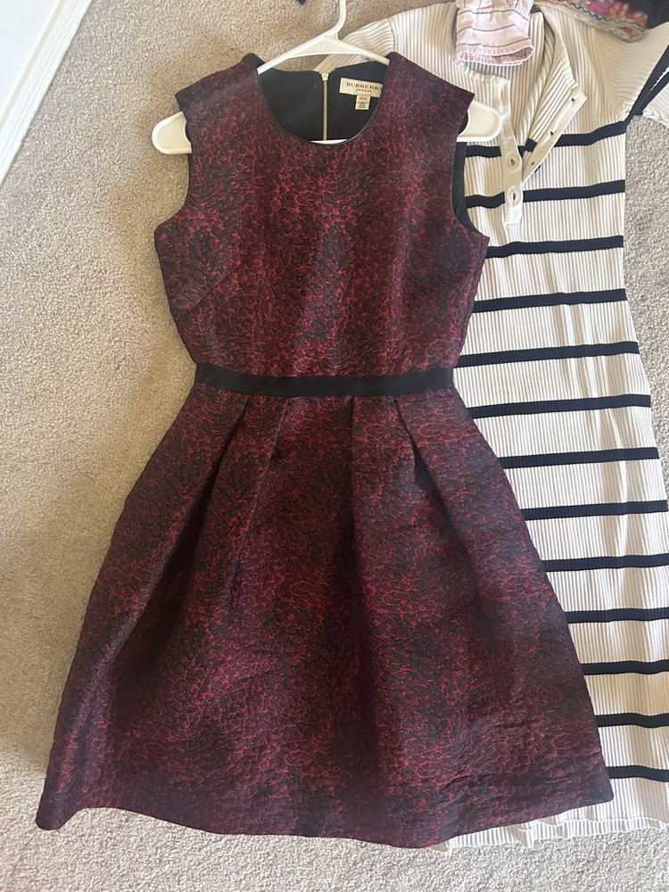 Burberry Women&rsquo;s red black Jacquard Dress Vintage , Size 4