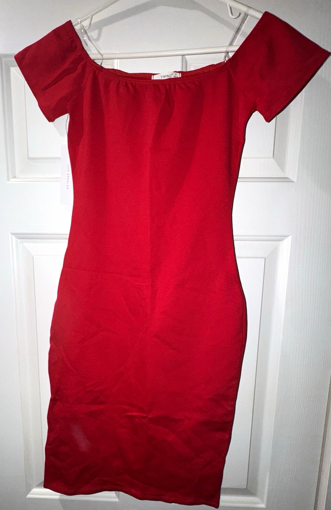 Timing Red Solid Off Shoulder Short Sleeve Stretch Bodycon Knee Dress Size S