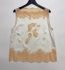 Doen 26 lace spliced silk satin vest