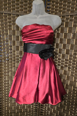 Speechless Dress Size 3 Red Black Strapless Fit & Flare Satin Flower Detail Y2K