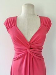 BCBGMAXAZRIA Salmon Pink Twist Front V-Neck Cap Sleeve Cocktail Dress Size S