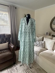 Unbranded Women’s 3 Tiered Maxi Dress Size XXL 55” Long 24 Pit-Pit