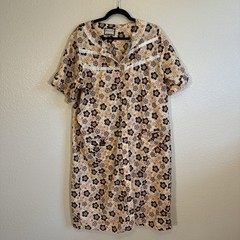 Retro 60&rsquo;s 70&rsquo;s Dress Gabriella 10W Mod Floral 2X GoGo Snap Up Flowers Hippie