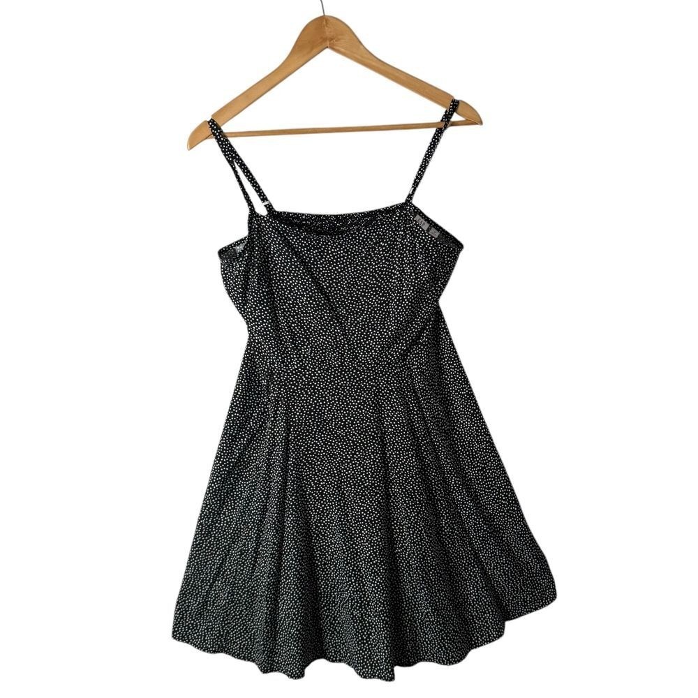 GAP Polka Dot Mini Dress Size M Black Smocked Fit Flare Retro Mod Coquette