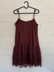 Abercrombie & Fitch NWT Burgundy Lace Hem Strappy V-Neck Drop-Waist Slip Dress M