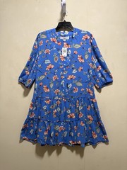 Emma & Michele Floral Tiered Knee length Dress Button Detail Women’s Sz M / Blue