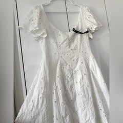 NWT Size 1X – Extro&Vert Ada Flutter-Sleeve Broderie Midi Dress (NWT US$ 123)