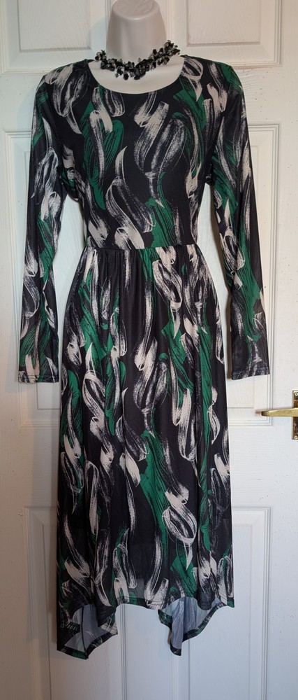 Lovely stretch fabric asymmetric hem lined lightweight midi Dress sz 12