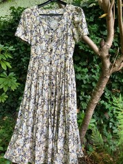 romantic vintage Laura Ashley button through summer dress UK12