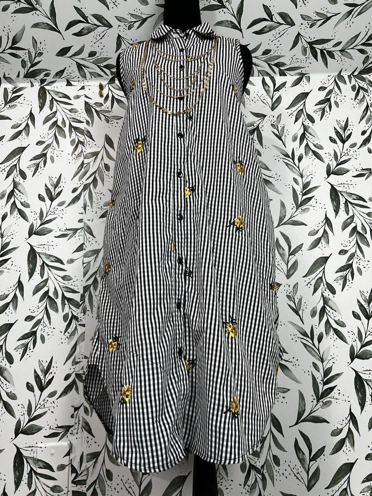 Mile Gabrielle Button Down Sunflower/Sundress Sz S Embroidery Summer Pockets