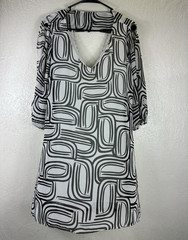 Bisou Bisou Black White Geometric Chiffon Shift Dress V-Neck 3/4 Sleeve 6
