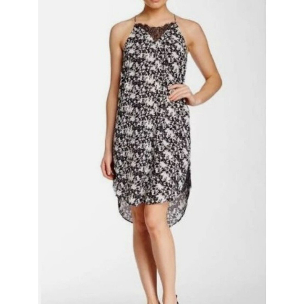 Olive + Oak Leave A Space For Lace Slip Dress Black White Floral V-Neck Medium