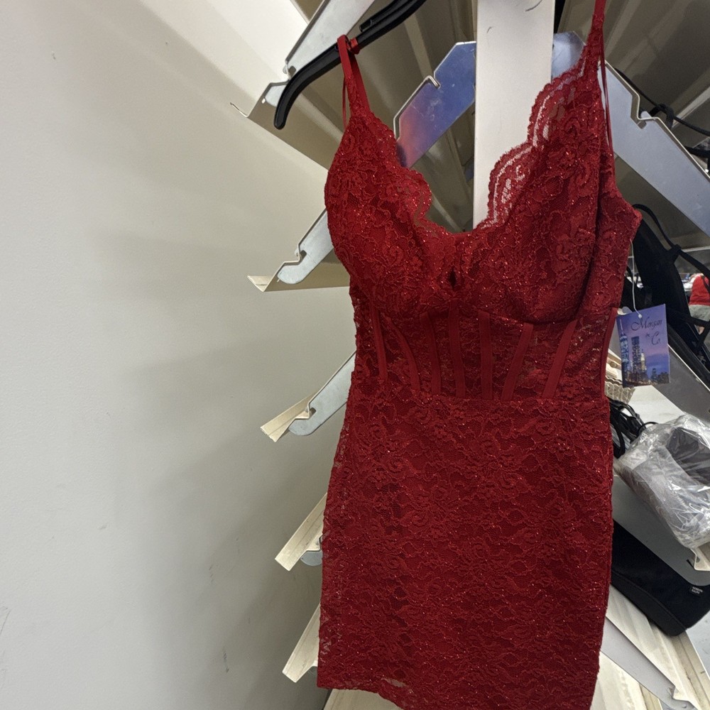 Morgan & Co. Red Floral Lace Bodycon V-Neck Strappy Mini Dress Party Size 0