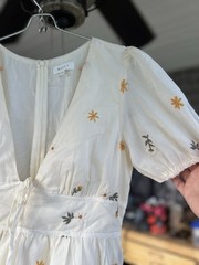 BILLY J Girls Size 12 White Embroidered Floral Fit & Flare V-Neck Dress