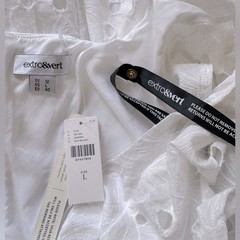 NWT Size L – Extro&Vert Ada Flutter-Sleeve Broderie Midi Dress (NWT US$ 123)