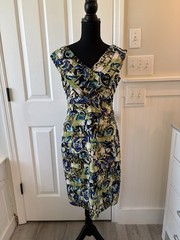 Adrianna Papell Women Size 10 Sheath Dress V-Neck Sleeveless Knee Abstract